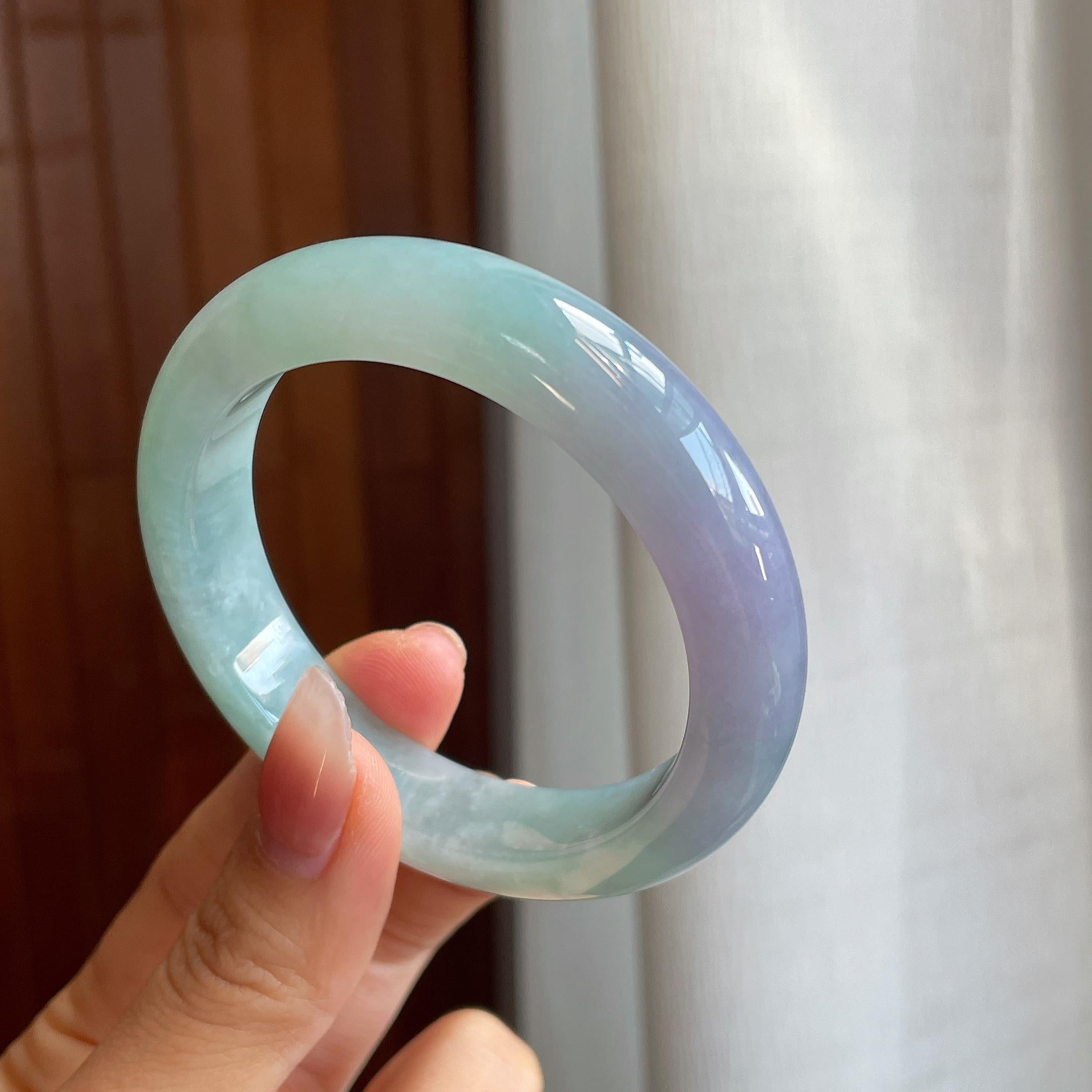 糯冰淡春底翡翠平安镯（54.4mm)（yc316085）