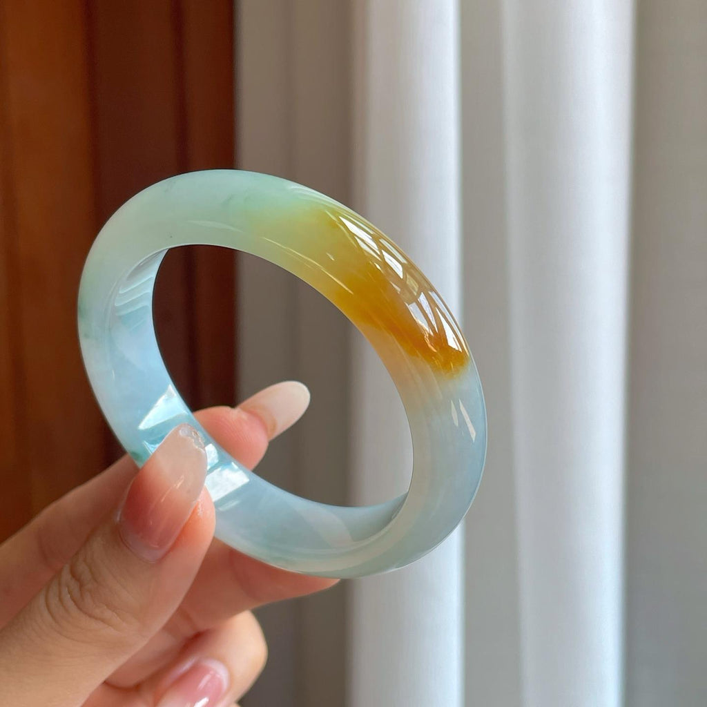 糯冰飘花带黄翡翡翠平安镯（52mm）（yc274580）