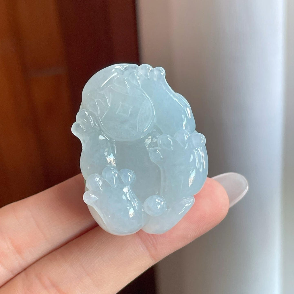 糯冰带色翡翠貔貅（yc269027）