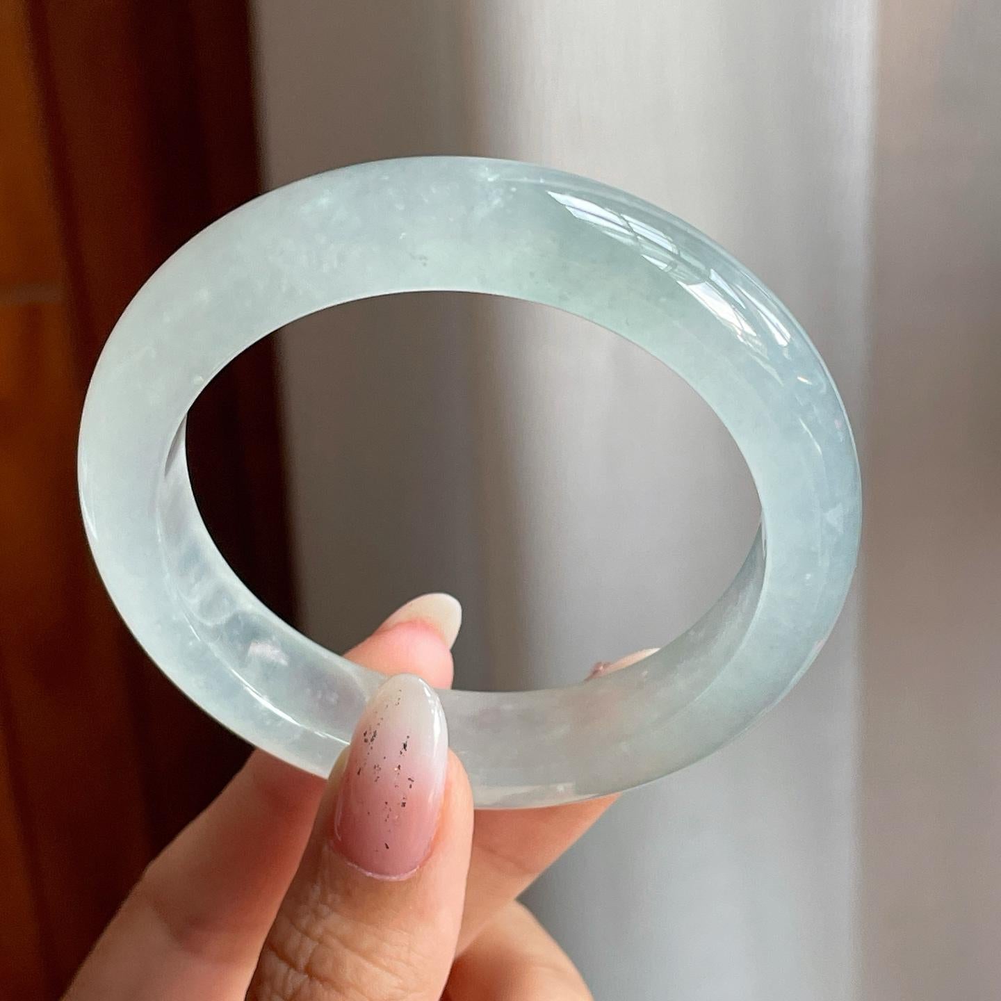 冰种带底色翡翠平安镯（54mm）（yc204368）
