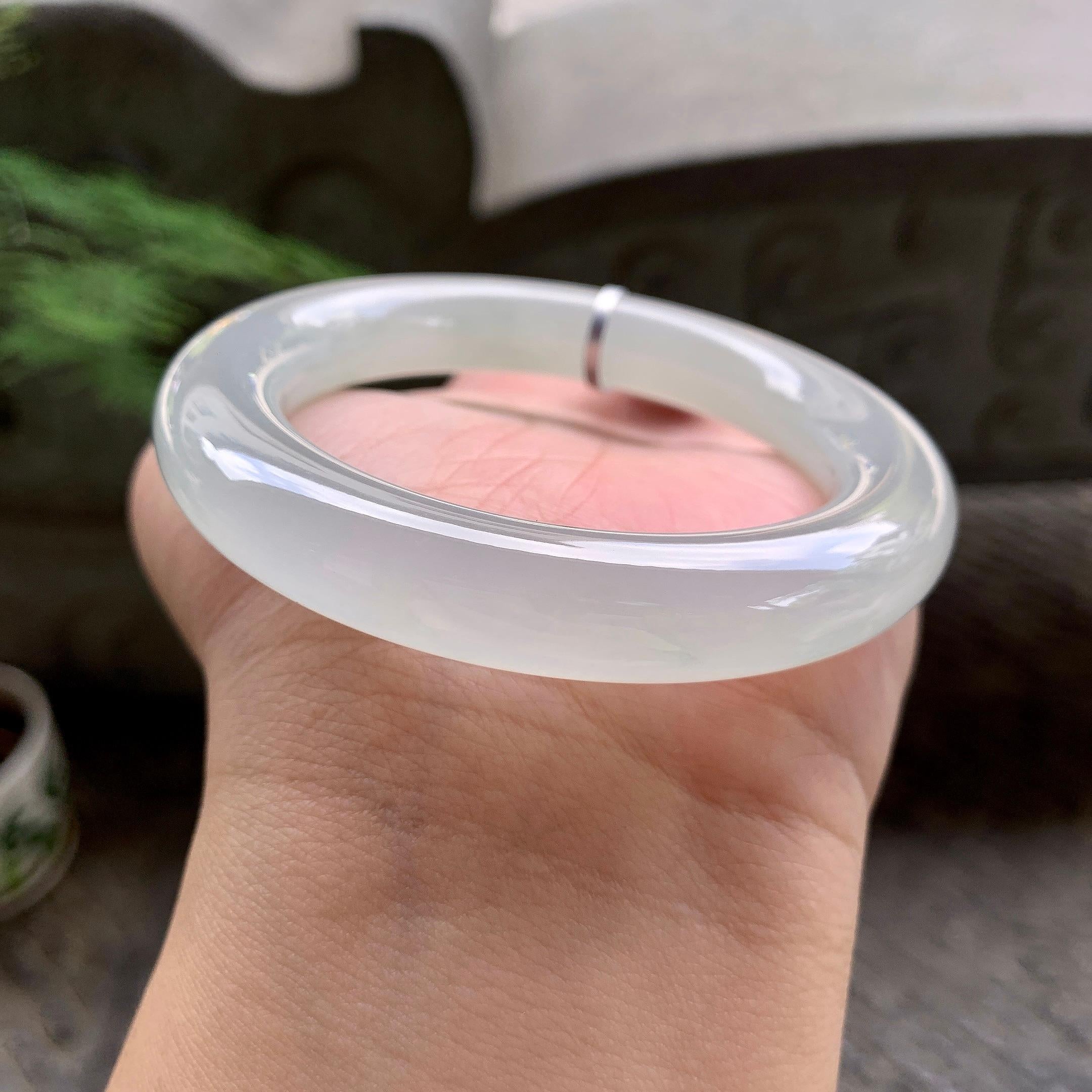 糯冰种无色圆条手镯（55.3mm）（yc195370）