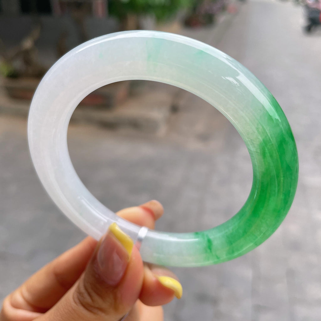 糯冰种飘阳绿圆条手镯56.6圈     天然缅甸A货翡翠（yc378726）