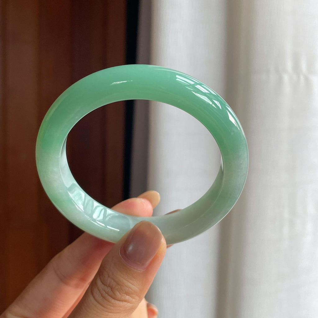 糯冰带色翡翠平安镯(55mm)（yc423151）
