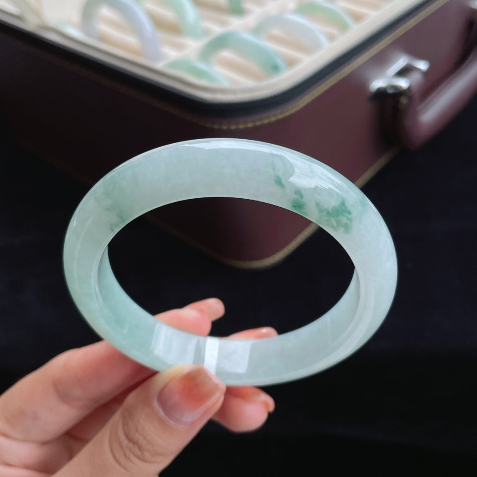 冰种飘花翡翠手镯（57.7mm）（yc016519）