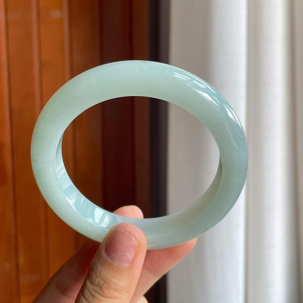 细糯冰淡底色翡翠平安镯（60mm）（yc221945）