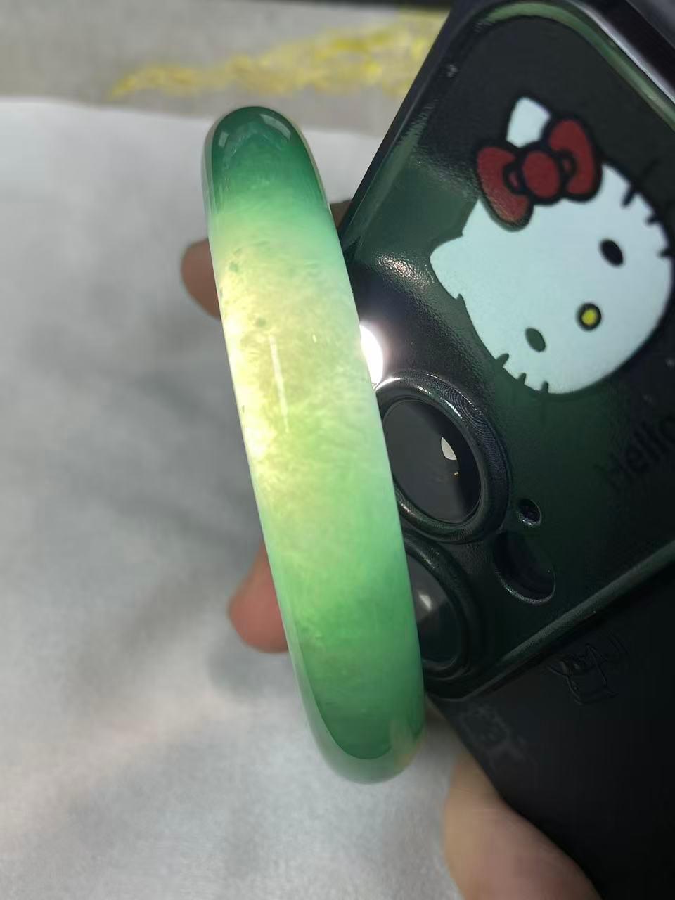 糯冰种满绿圆条手镯（54.6mm）（yc243443）