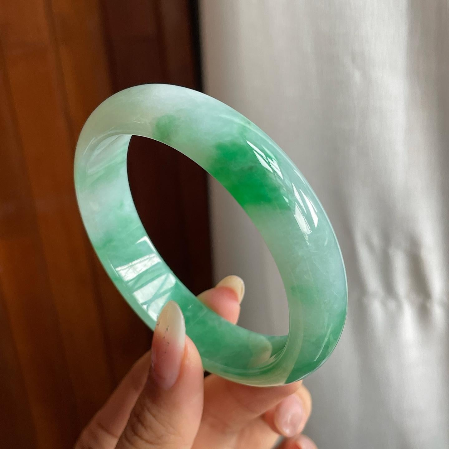 糯冰种带色翡翠平安镯（58.8mm）（yc223447）