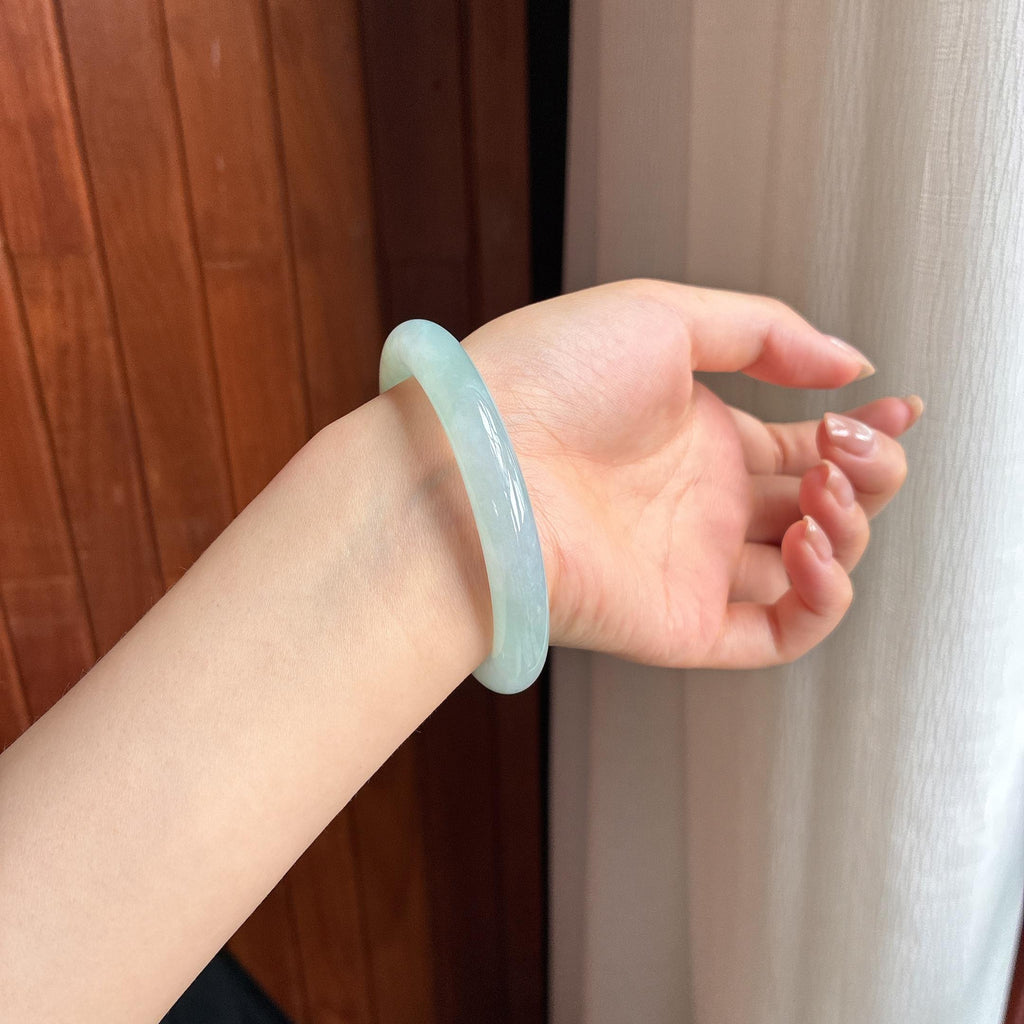 糯冰蓝晴翡翠圆条手镯 55圈（yc436762）