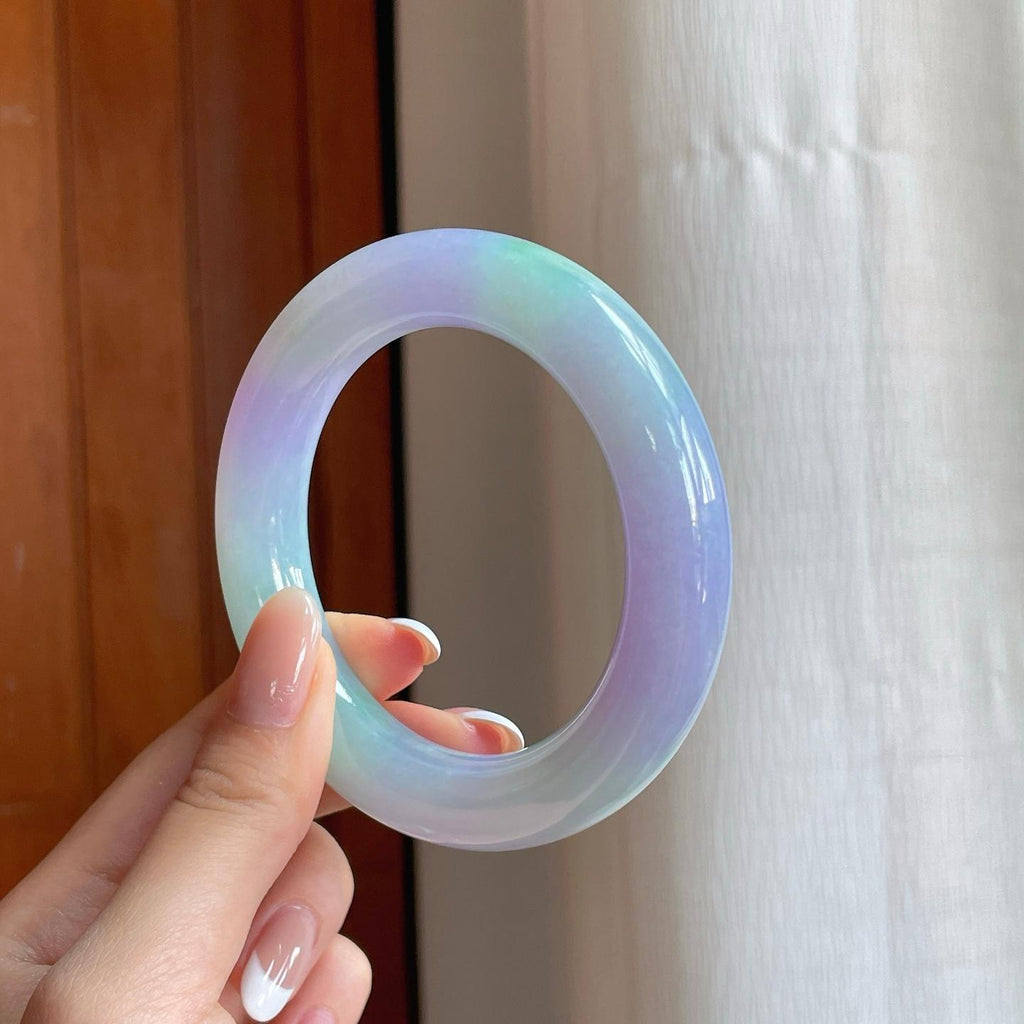 糯冰春带彩翡翠圆条手镯（57.2mm)（yc376694）