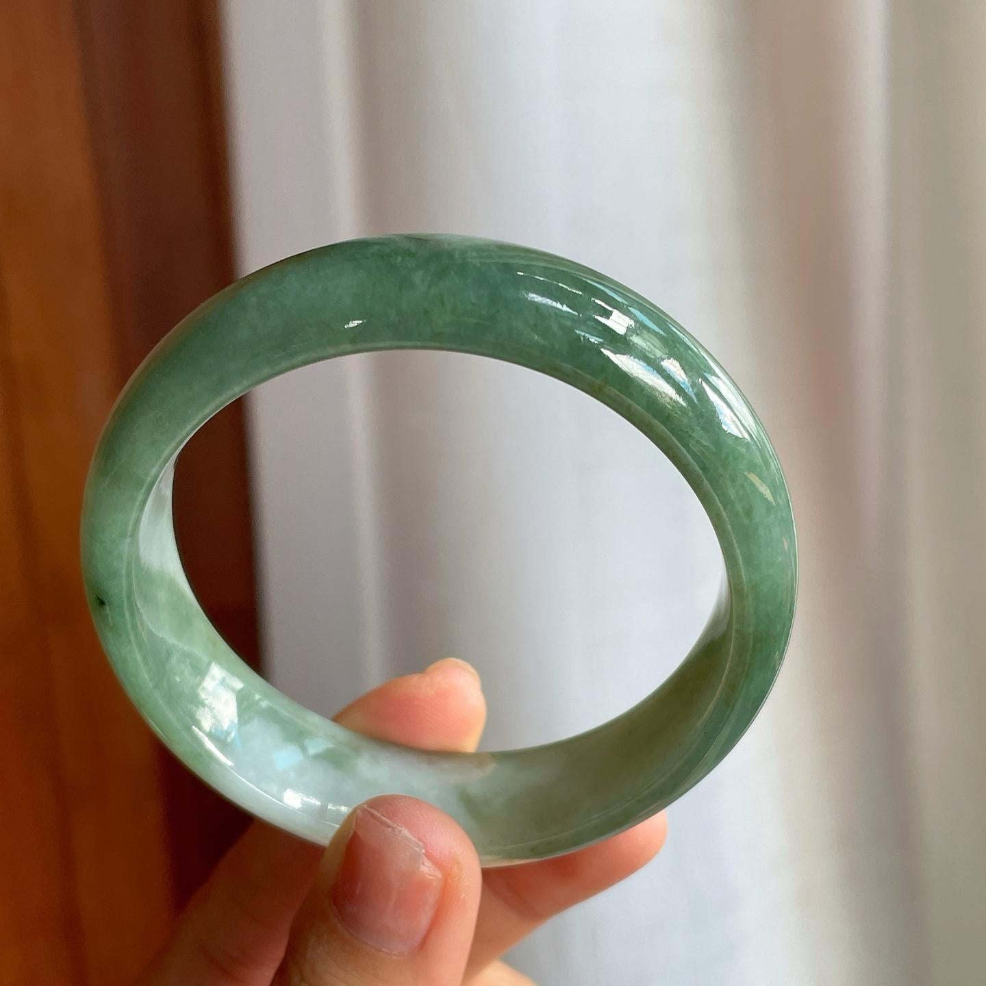 糯冰湖水绿翡翠平安镯（58.8mm）（yc215233）