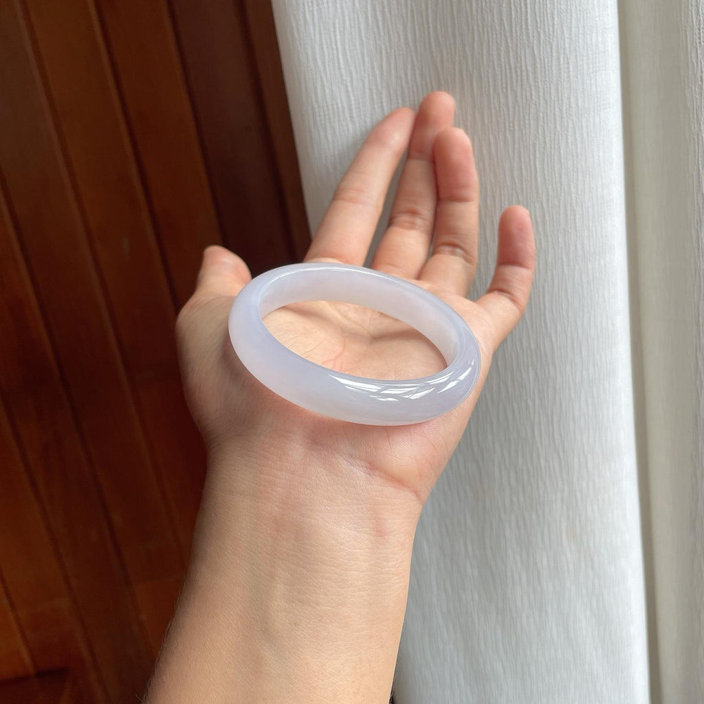 冰种淡春底翡翠贵妃镯（52mm）（yc254049）