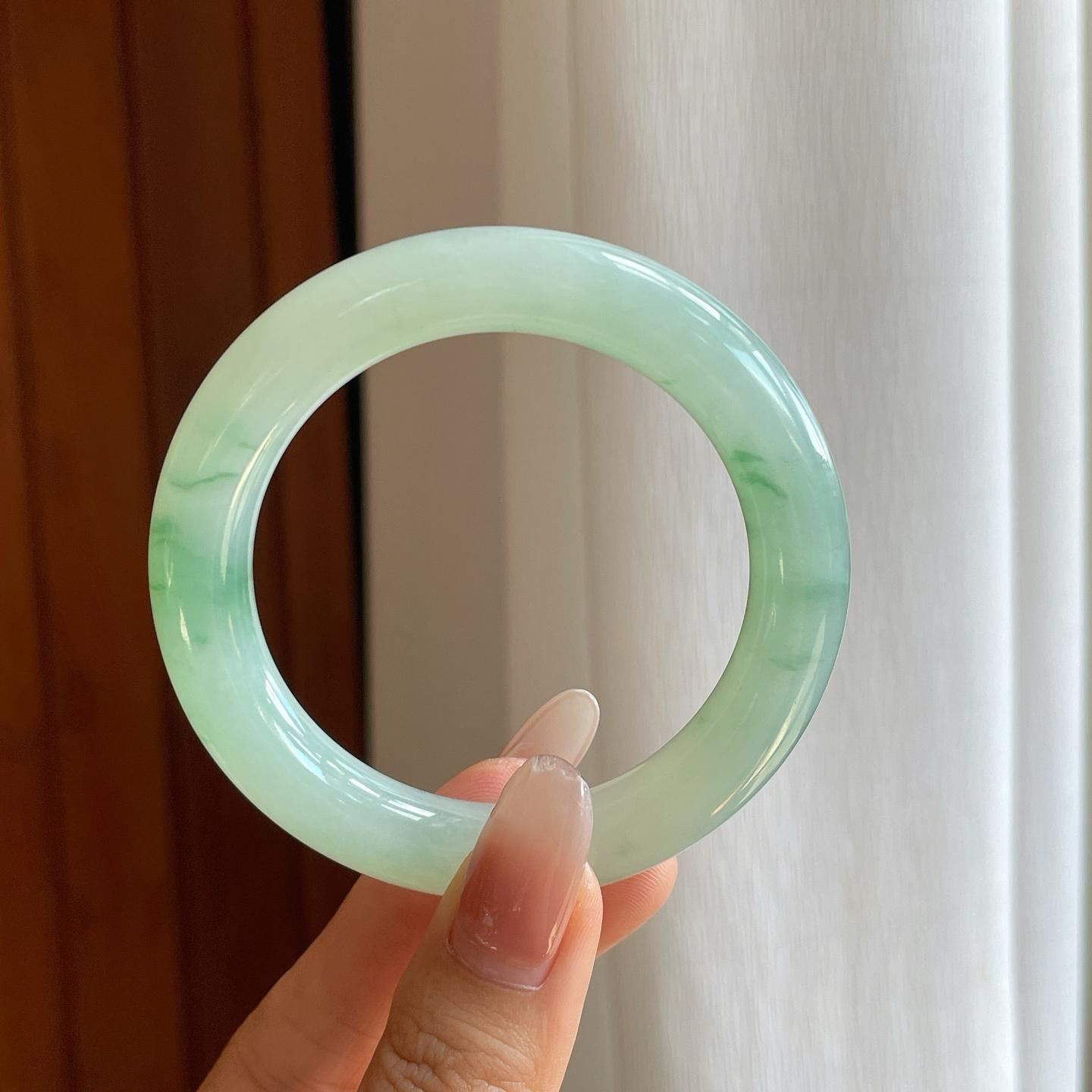 糯冰飘花翡翠圆条手镯（52.7mm）（yc272874）