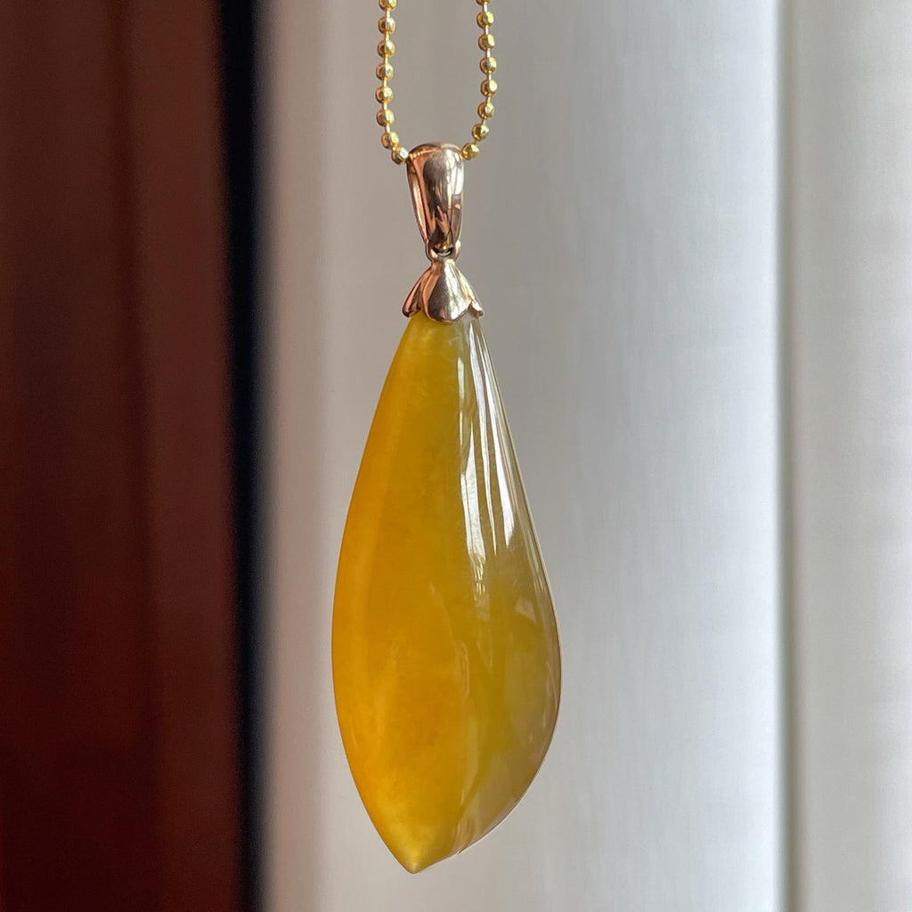 18k金扣冰种黄翡翡翠随型挂件（yc251060）