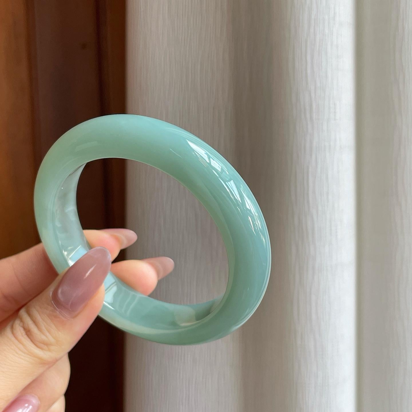糯冰晴底翡翠平安镯（54.6mm）（yc295007）