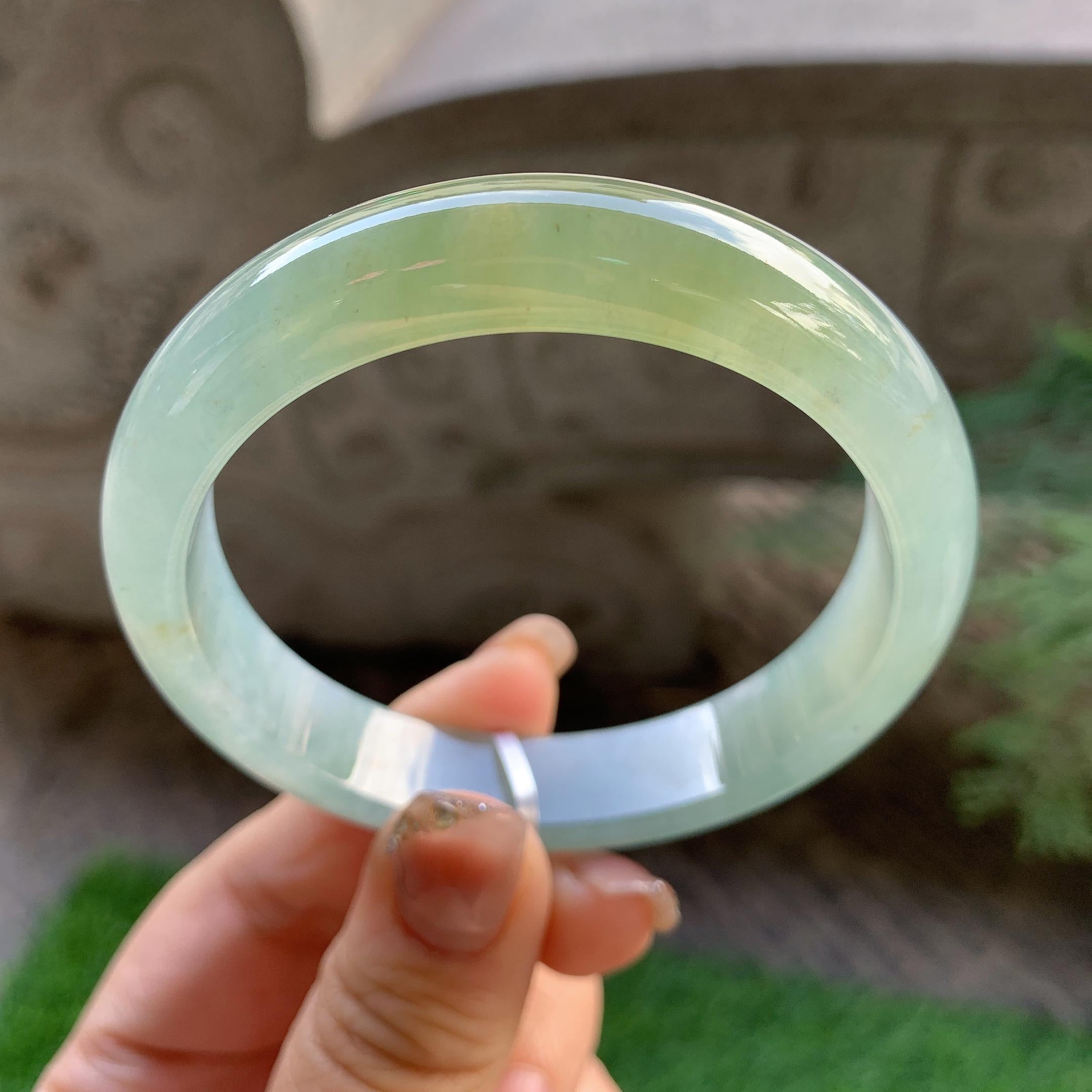 糯冰种晴底黄翡平安镯（57mm）（yc293330）