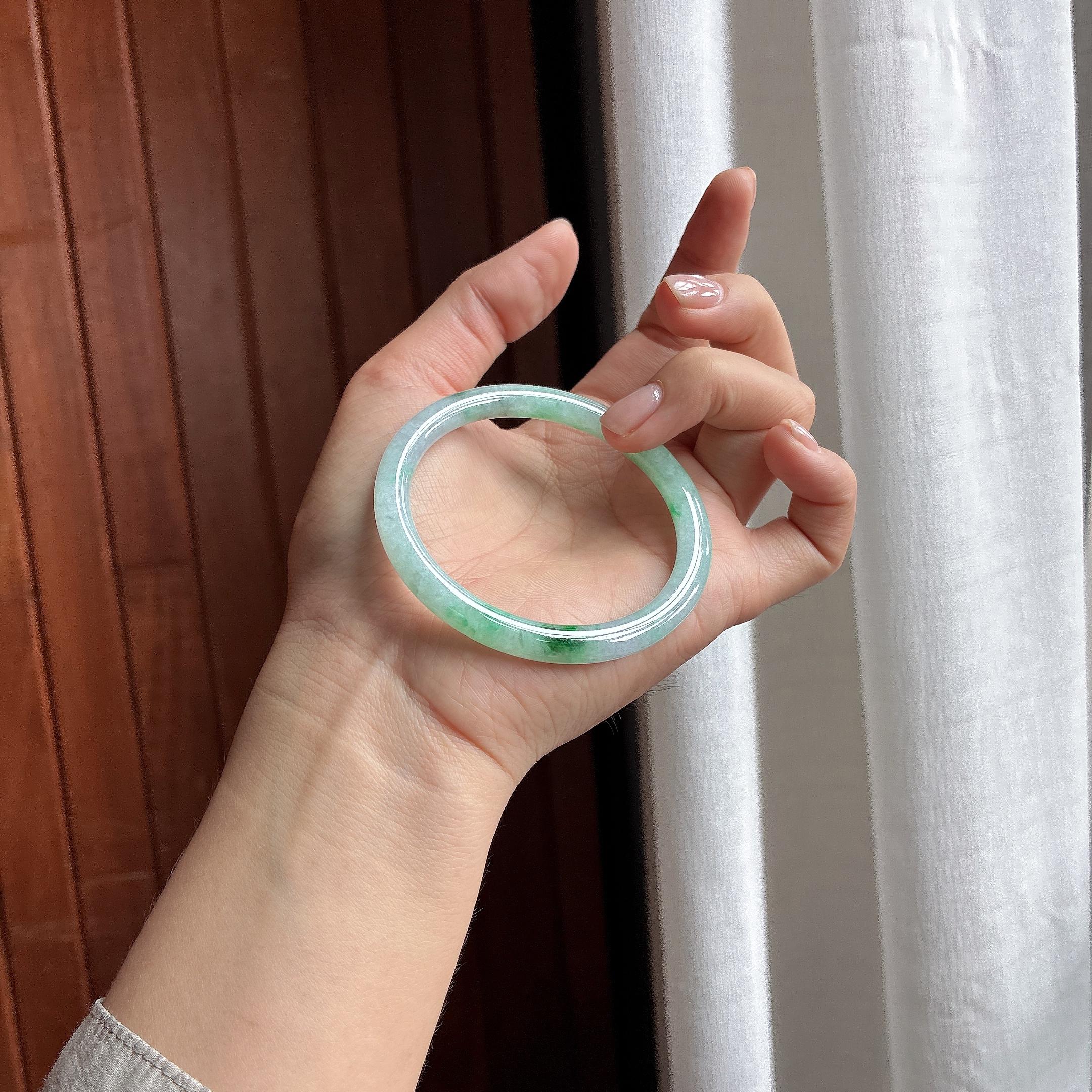 糯冰带色圆条叮当镯 54圈 天然缅甸A货翡翠（yc482338）