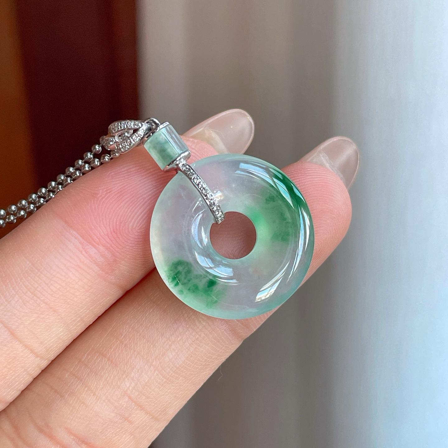 18k金镶冰种飘绿花翡翠甜甜圈（yc246212）