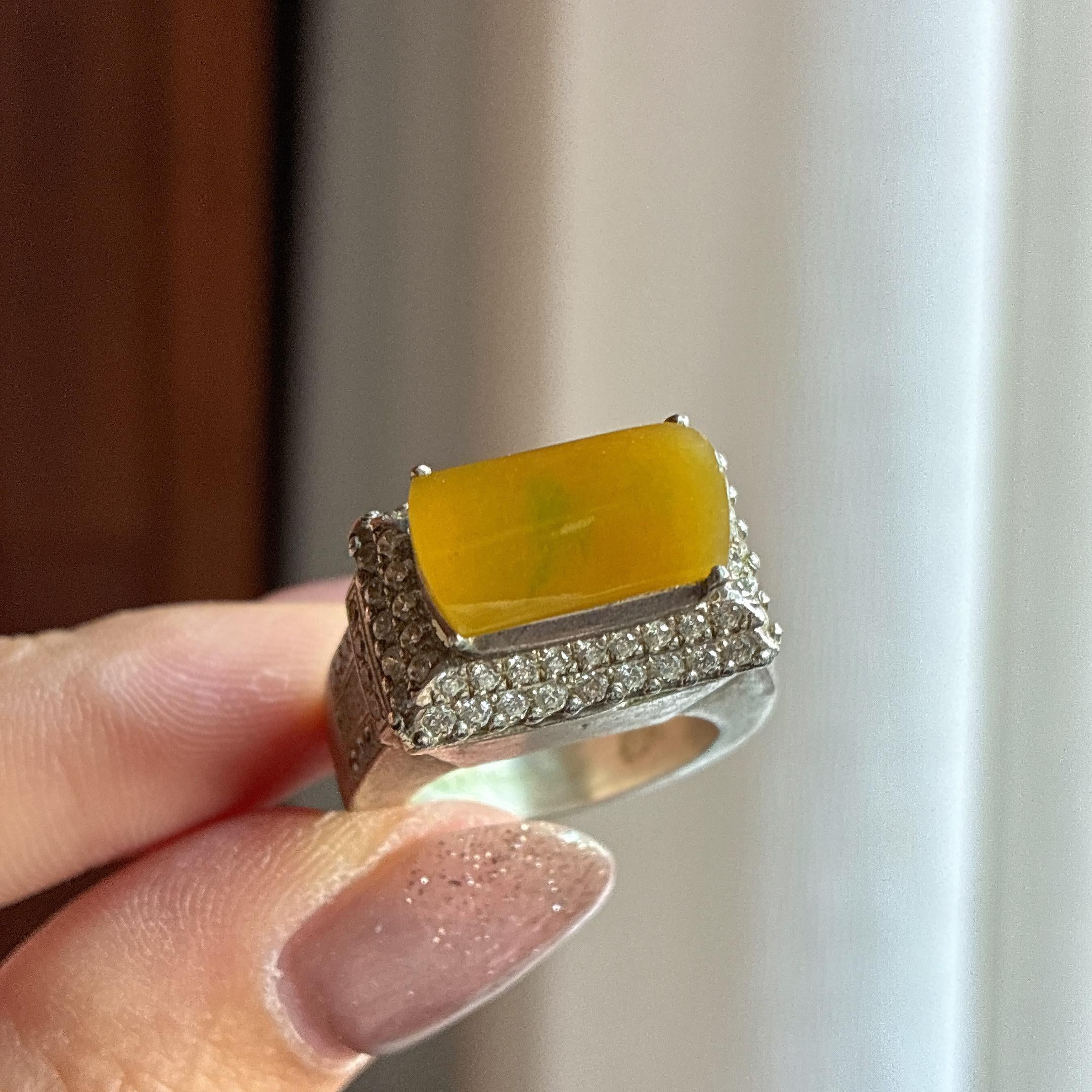 铜托糯冰黄翡飘花马鞍戒面天然缅甸A货翡翠（yc440731）