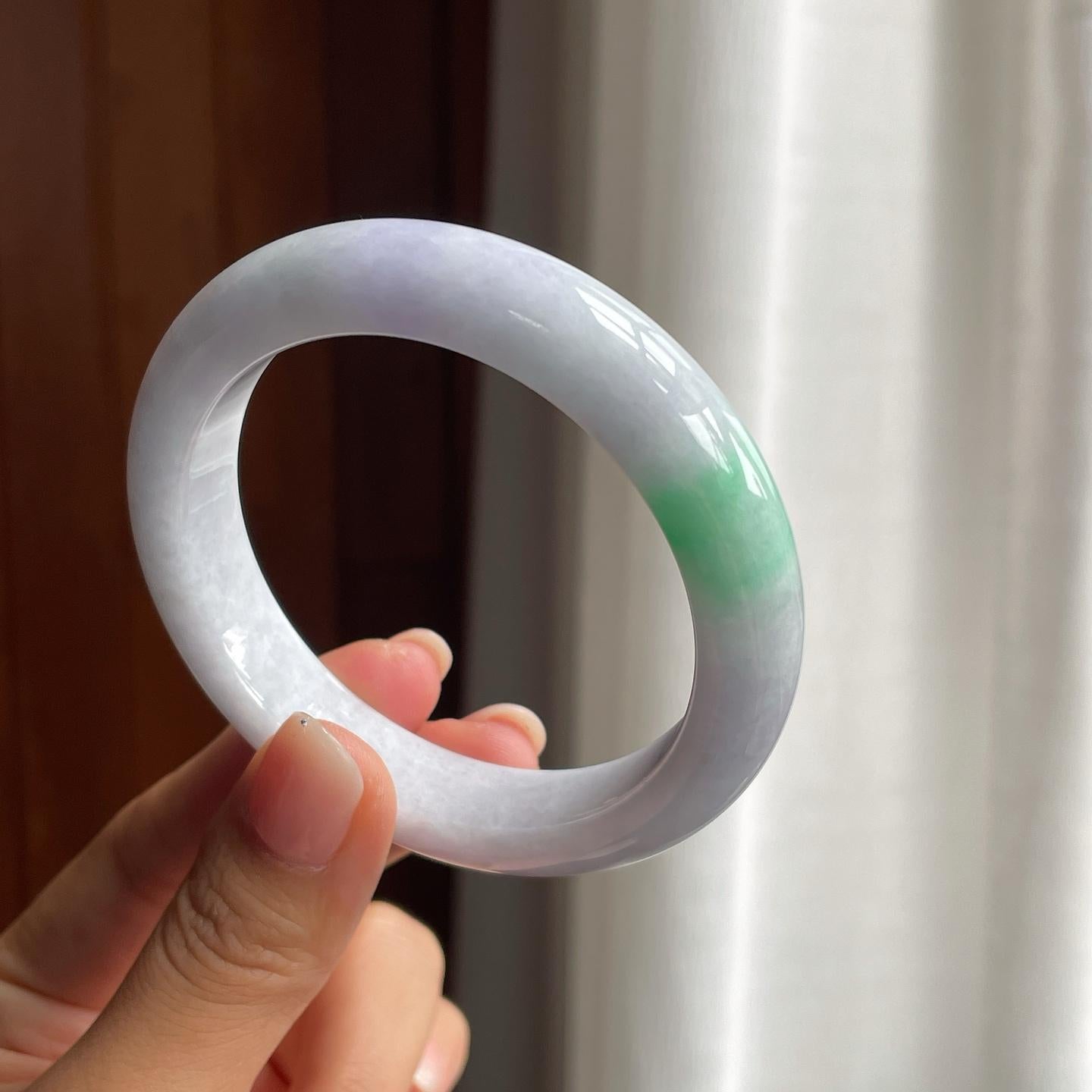 糯冰带色翡翠平安镯（56.5mm）（yc377981）