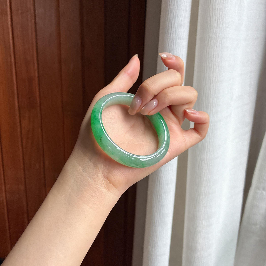 糯冰带色贵妃镯 53圈 天然缅甸A货翡翠（yc454374）