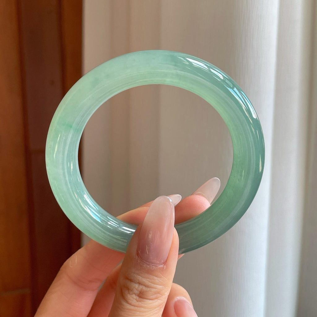 糯冰湖水绿翡翠圆条手镯（53.3mm）（yc272892）