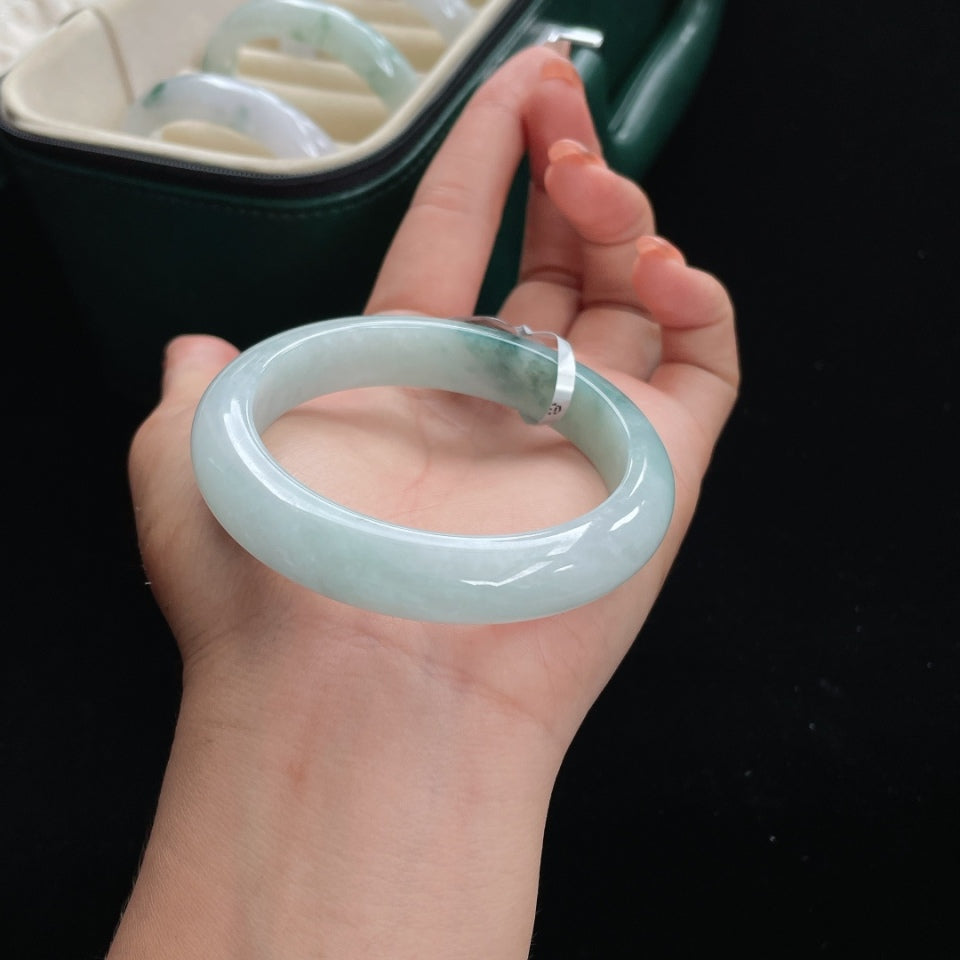 糯种飘蓝花正圈手镯翡翠手镯（55.8mm）（yc016630）