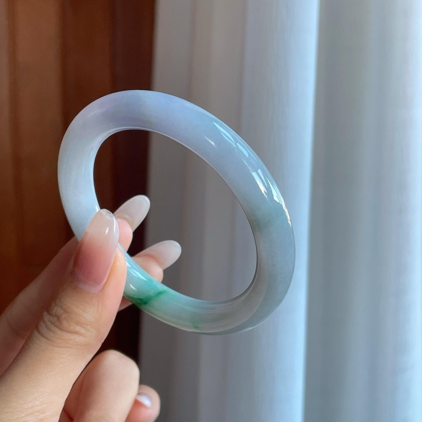 糯冰飘花翡翠圆条手镯（54.7mm）（yc266489）