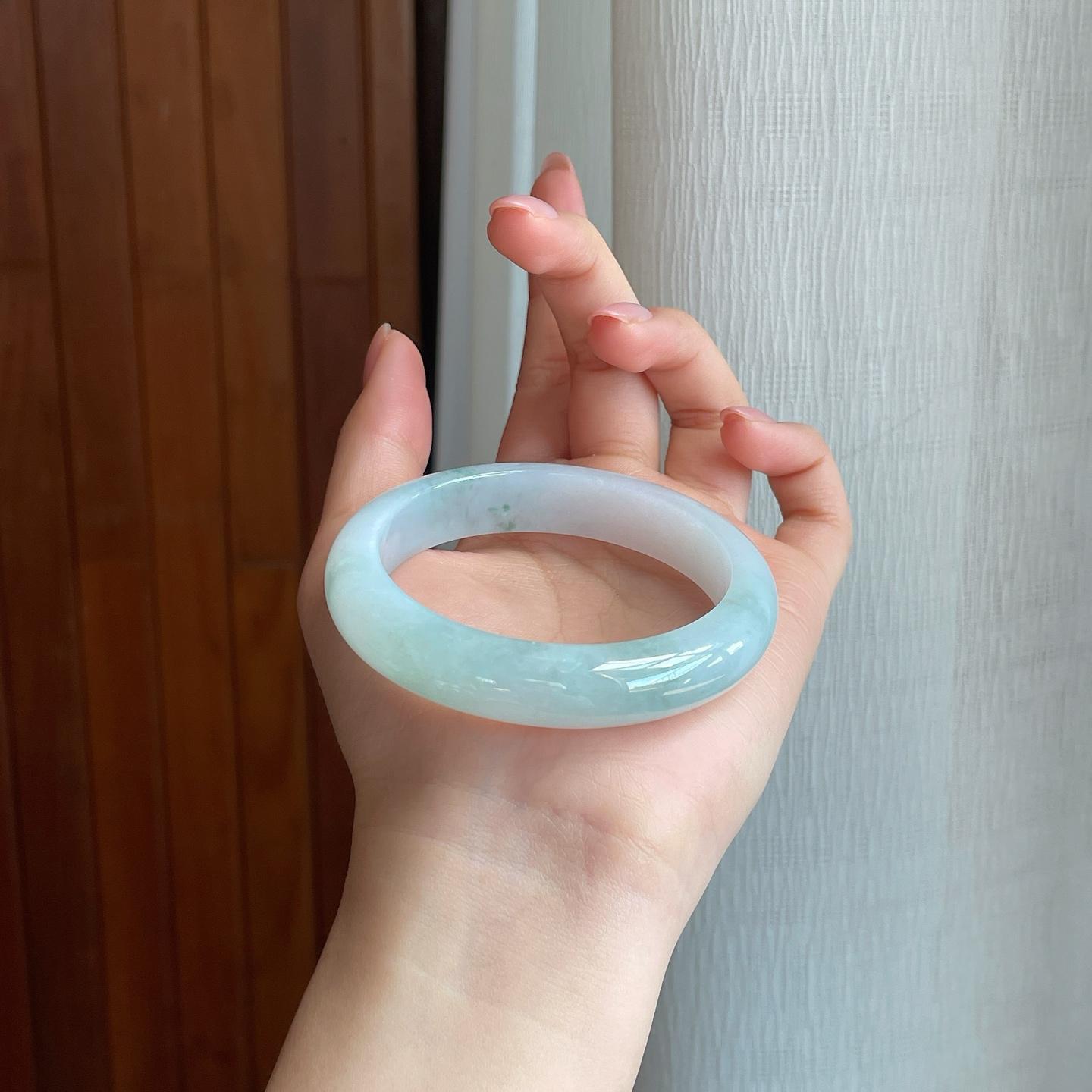 糯冰飘花翡翠平安镯（54.3mm)（yc323701）