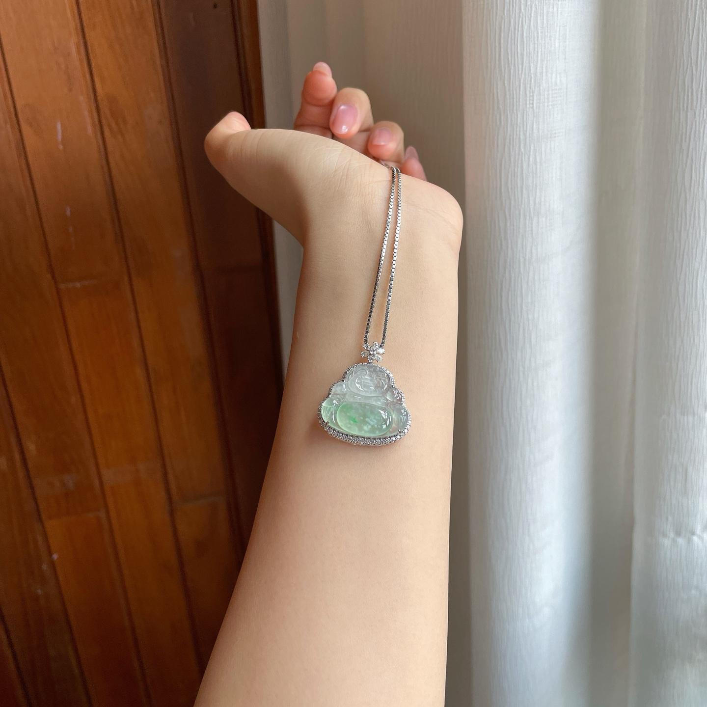 18k金钻镶冰种雪花棉飘绿花佛公（yc284592）
