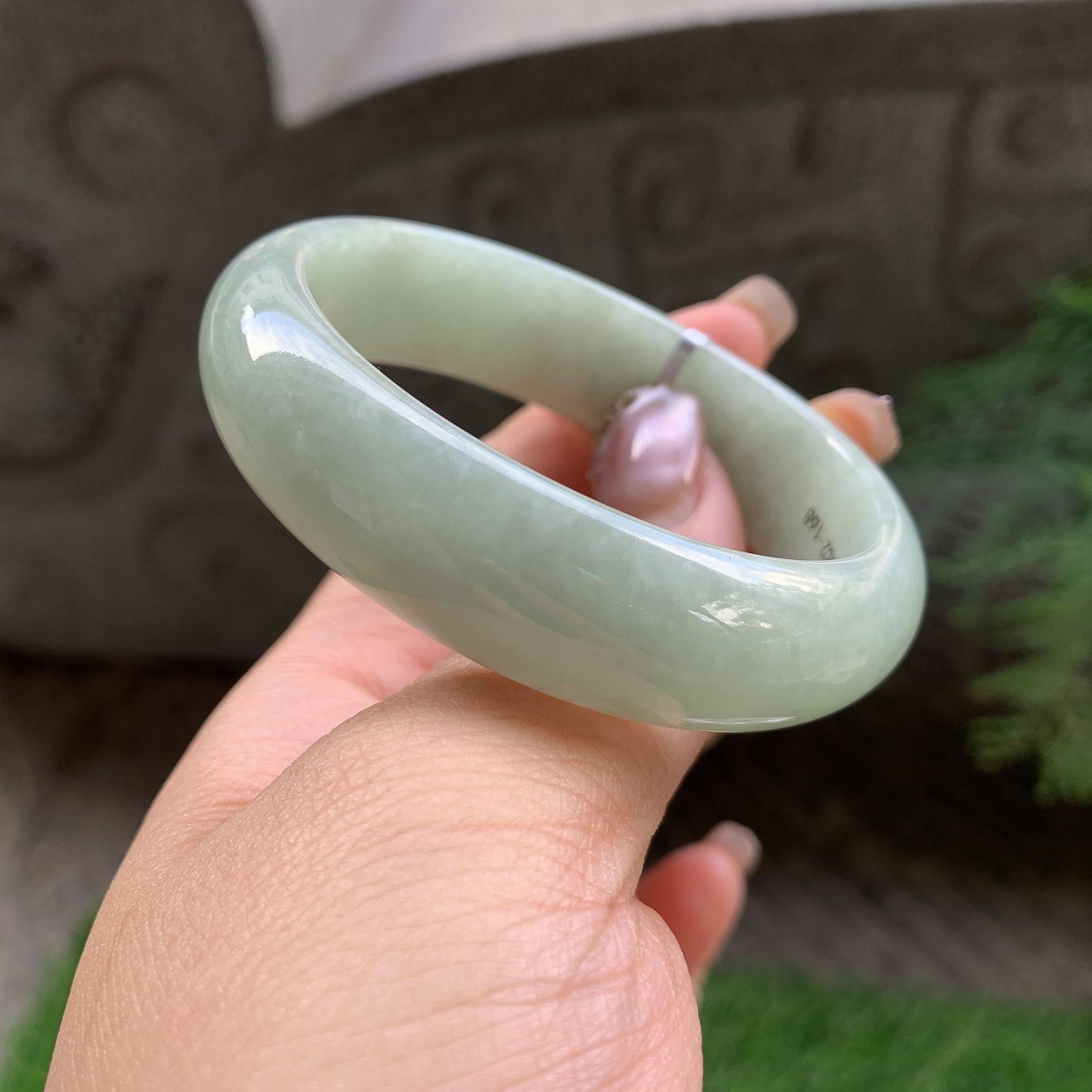 糯种淡晴底宽版贵妃手镯（53mm）（yc293320）