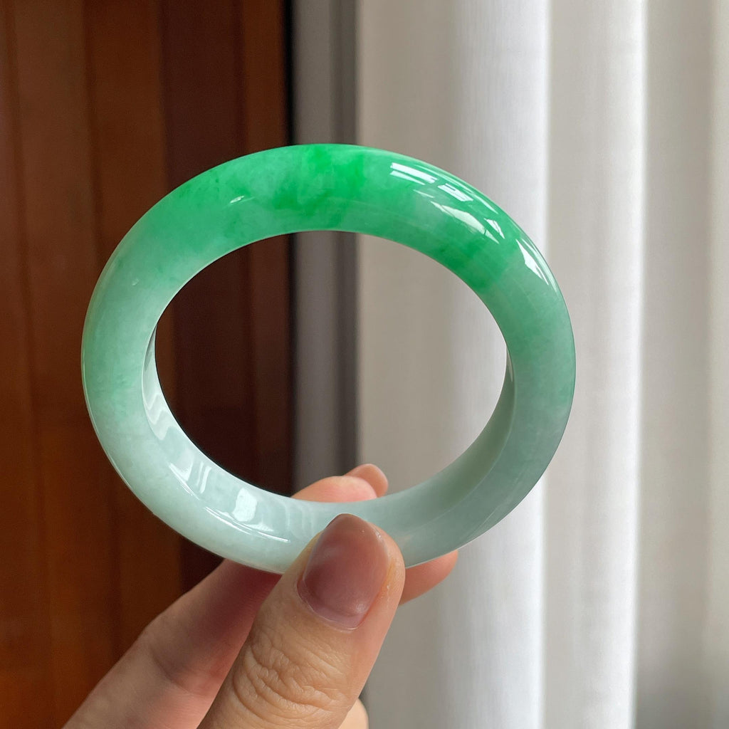 糯种带色翡翠平安镯（54mm）（yc286471）