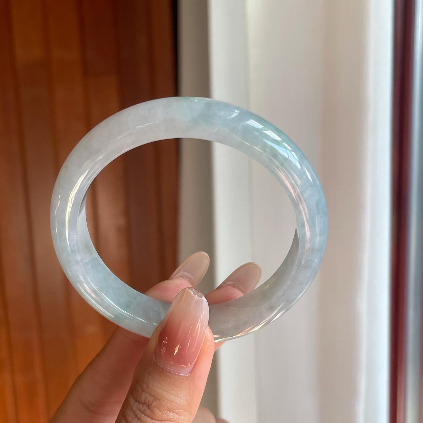 糯冰淡晴底飘花翡翠平安镯（56mm）（yc269667）