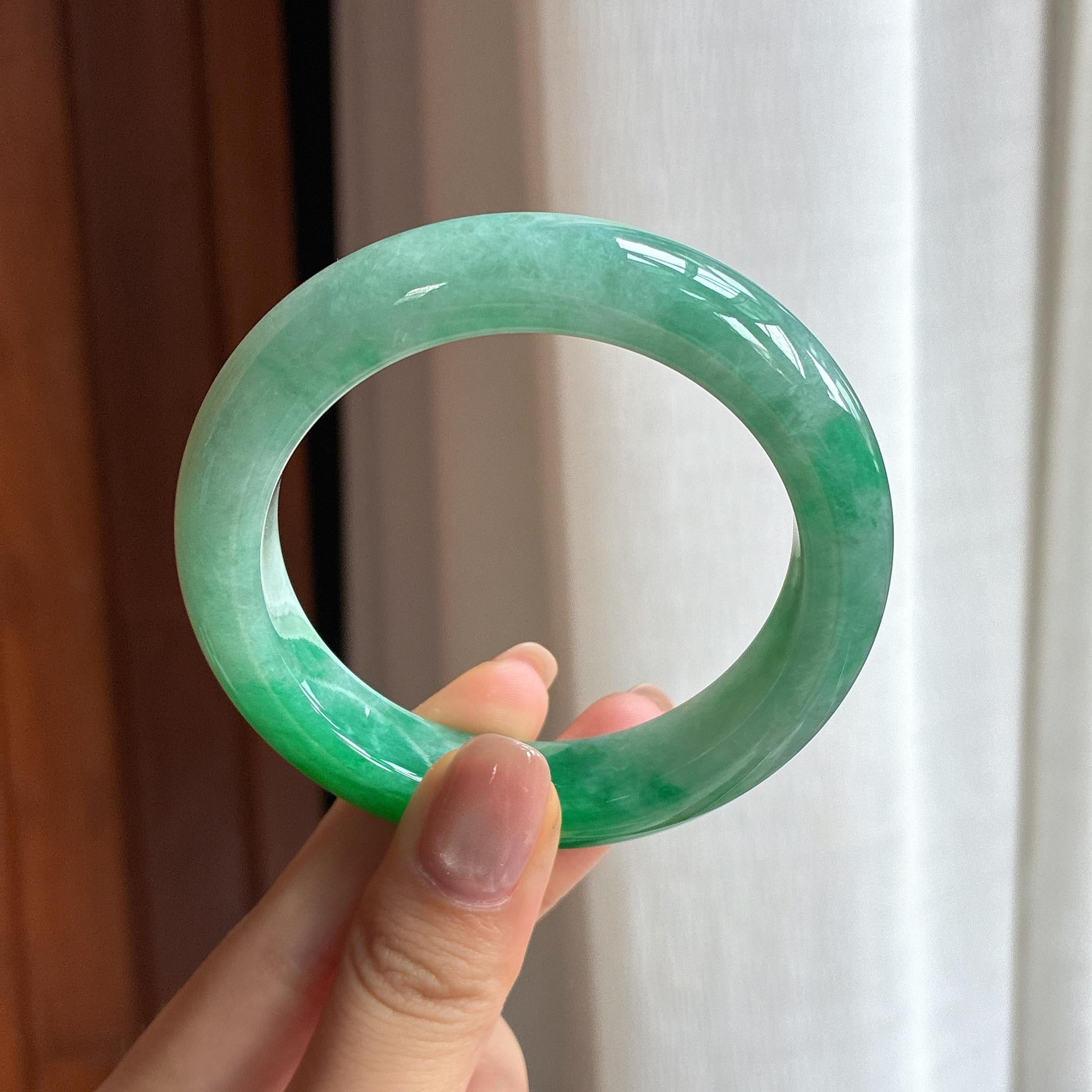 糯冰带色翡翠平安镯（54mm)（yc423065）