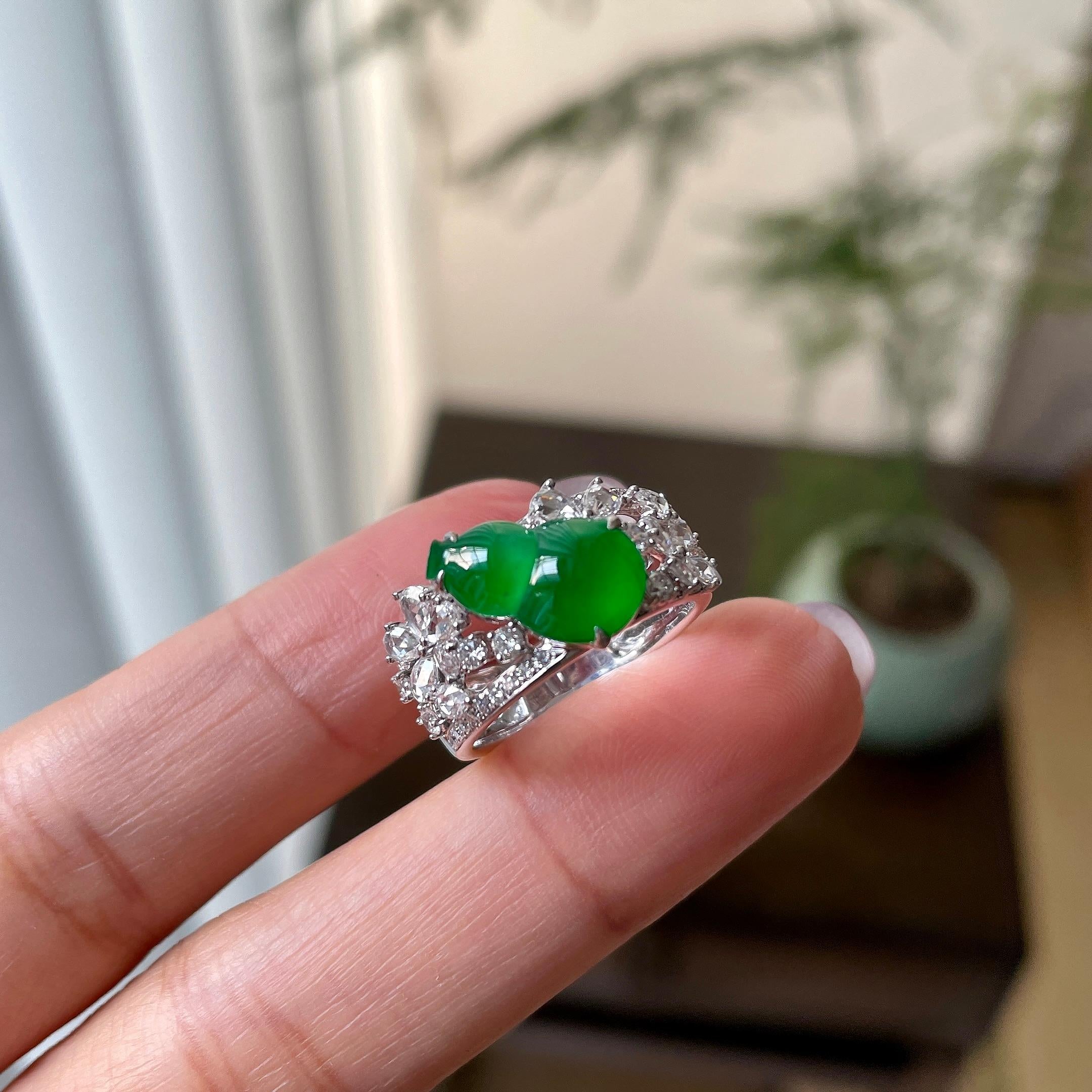 18k金钻镶冰种满绿葫芦戒指（yc310110）