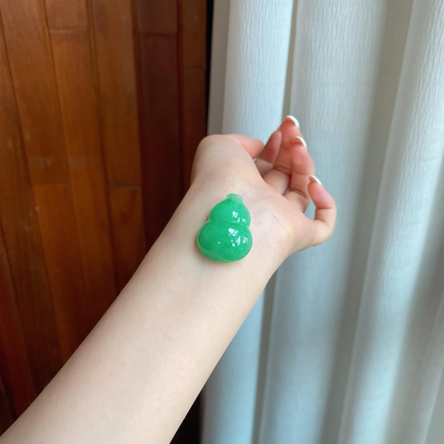 糯冰满绿翡翠葫芦（yc374818）