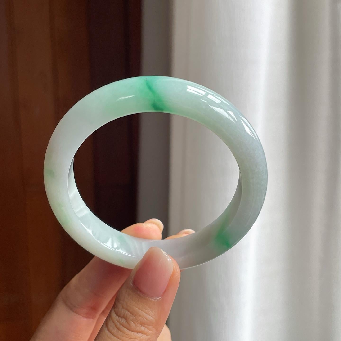 糯冰带色翡翠平安镯（57.5mm）（yc377983）