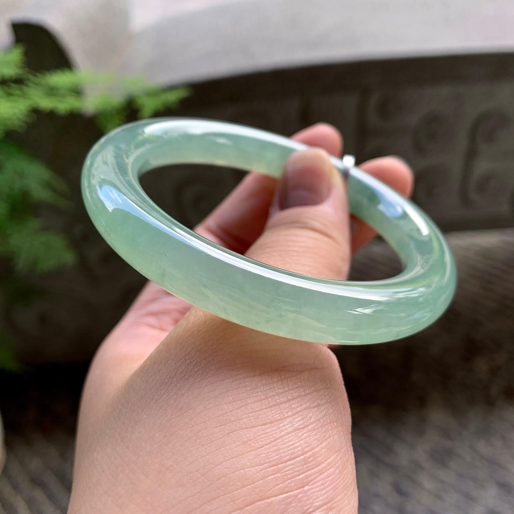 糯冰种晴水圆条手镯（55.7mm）（yc202370）