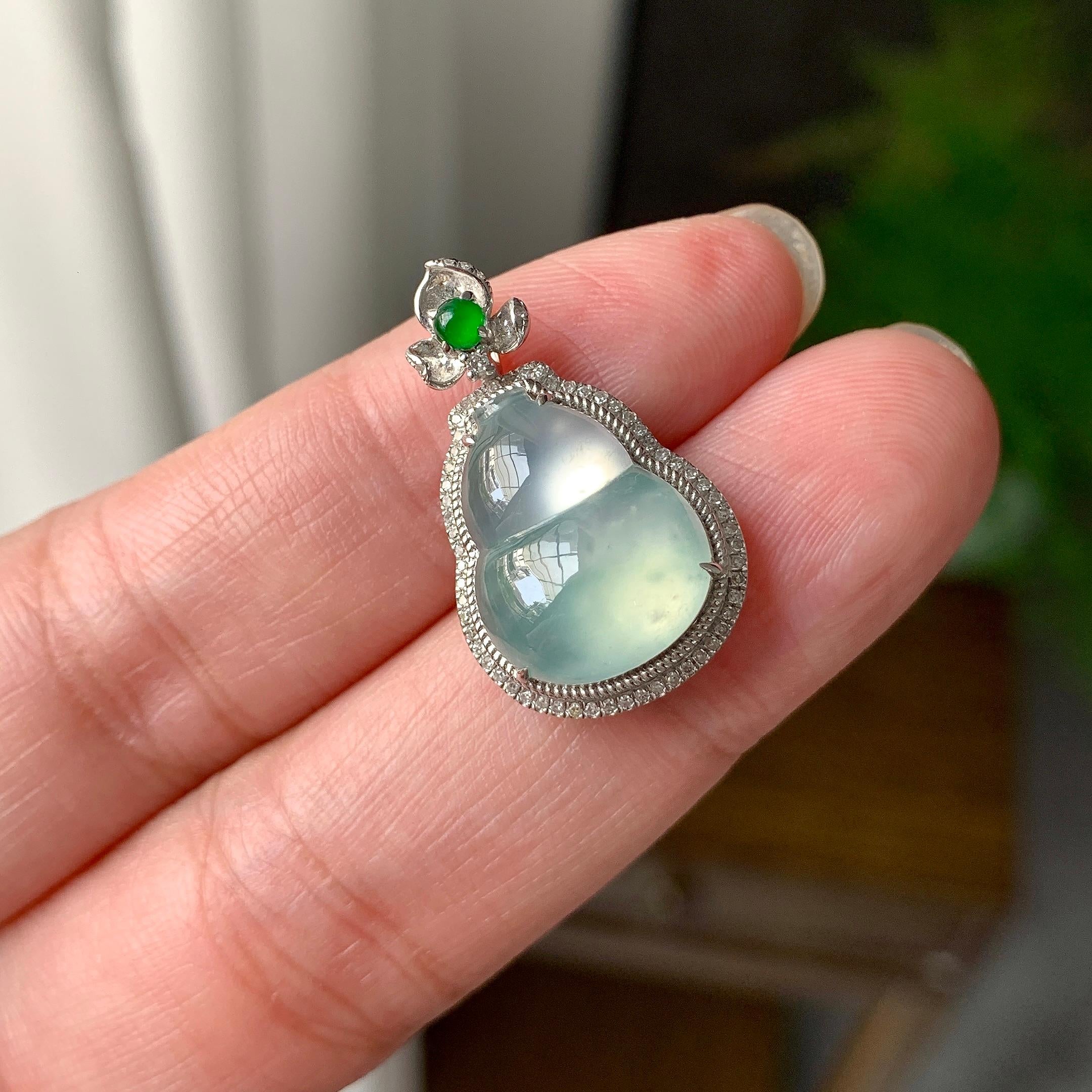 18K金钻镶糯冰种飘花葫芦吊坠（yc194555）