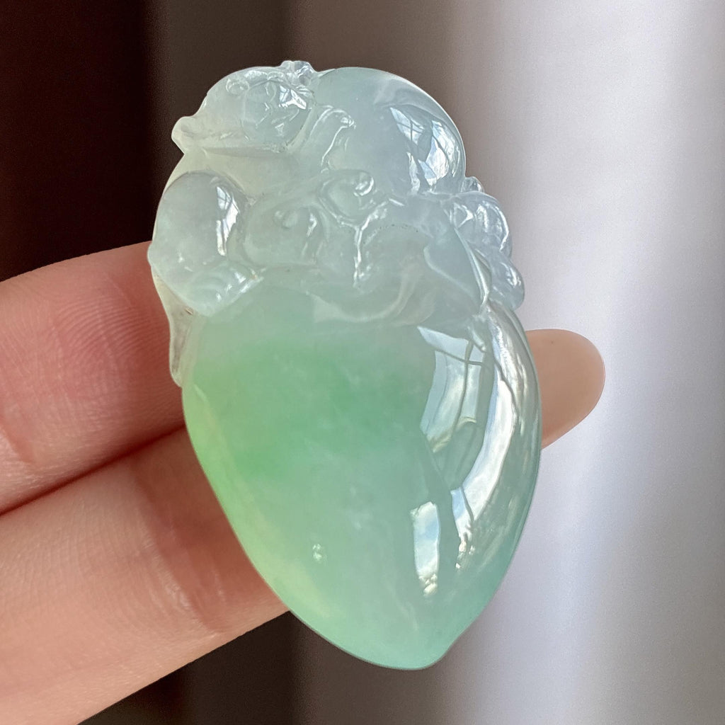 糯冰飘绿花灵猴仙桃挂件（yc750960）