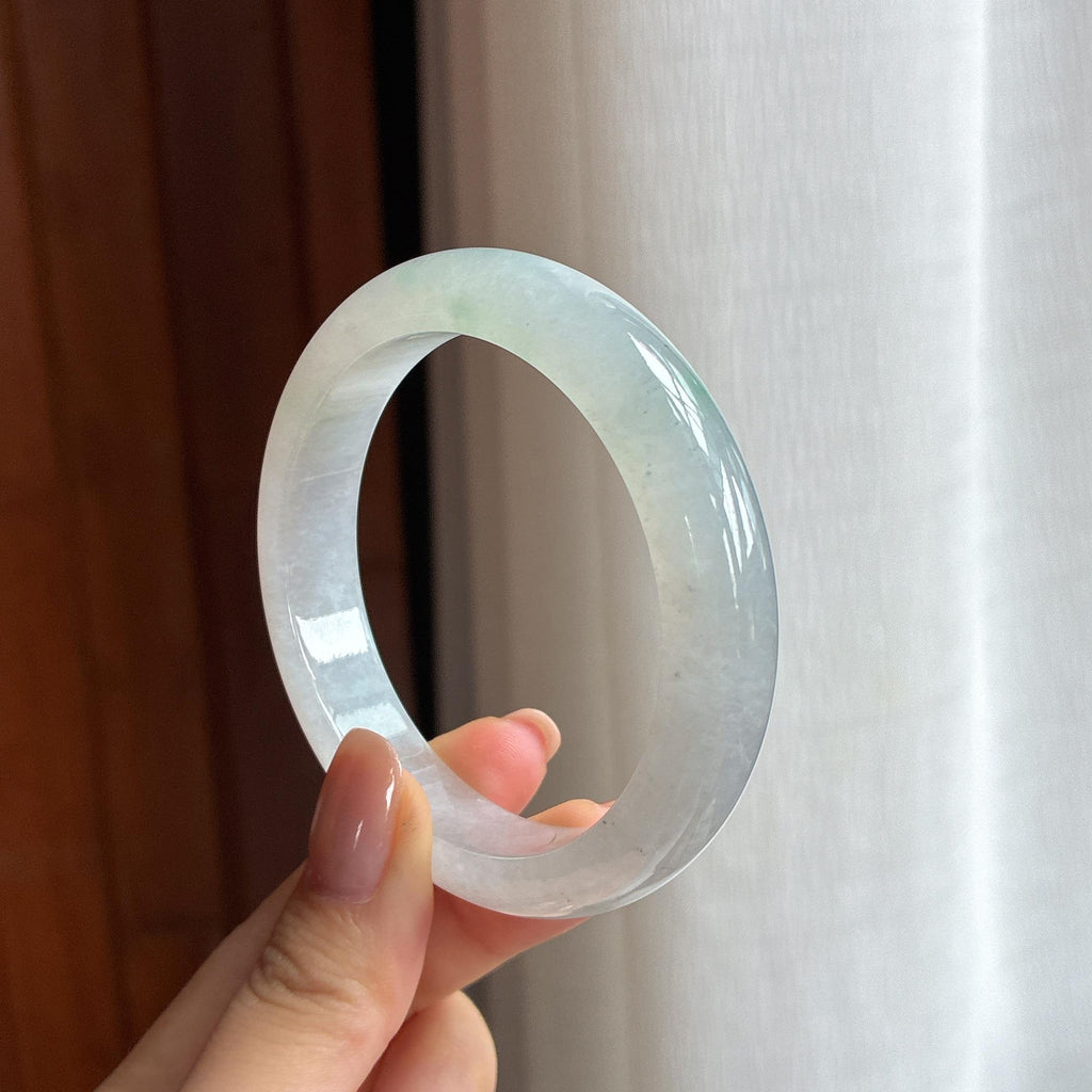 糯冰淡底色翡翠平安镯（55.7mm)（yc424327）