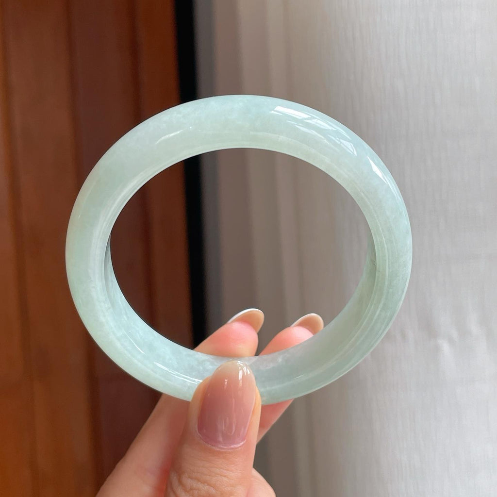 糯冰晴底翡翠平安镯（57mm)（yc375377）