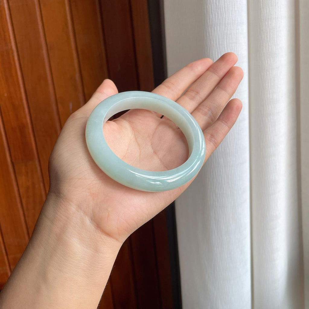细糯冰淡底色翡翠平安镯（60mm）（yc221945）