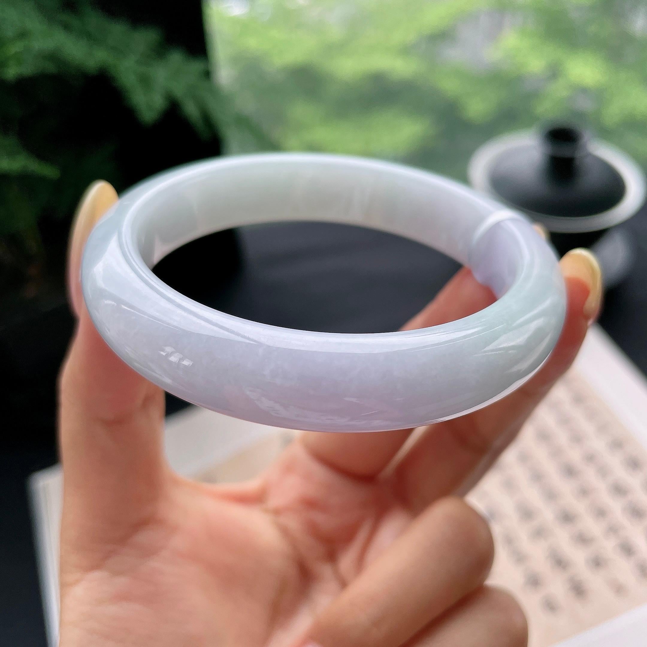 细糯种淡春彩正圈平安镯57.8圈 天然缅甸A货翡翠（yc473076）