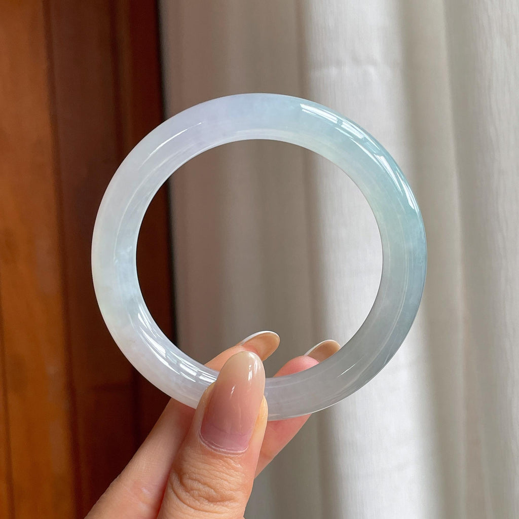 冰种淡底色翡翠圆条手镯（55.8mm)（yc406763）
