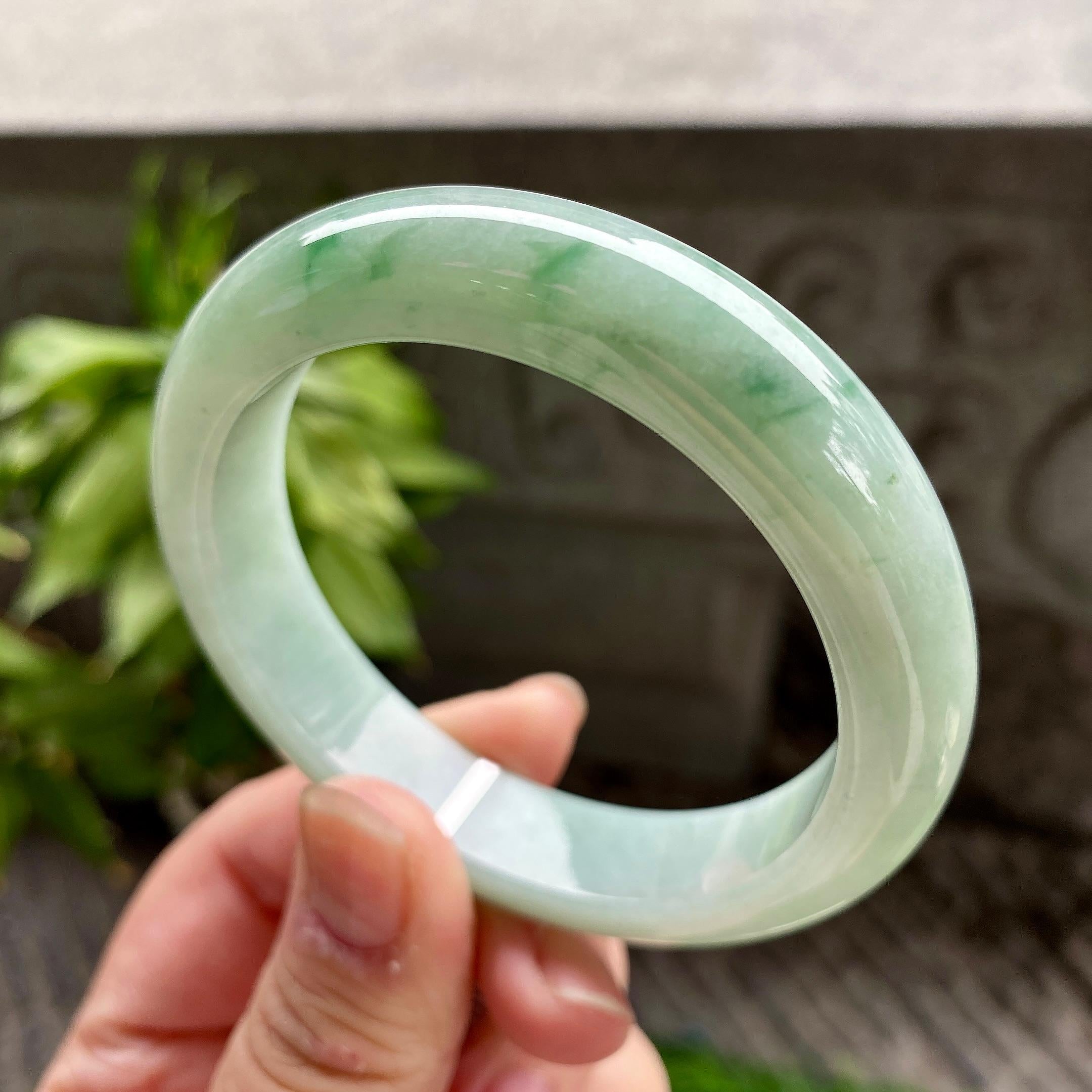 细糯种飘蓝绿花正圈平安镯55.4圈口 天然缅甸A货翡翠（yc317271）