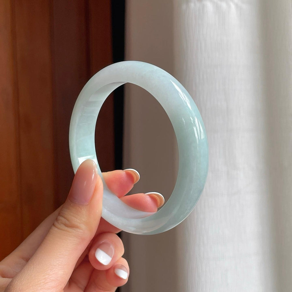 糯冰晴底翡翠平安镯（56mm)（yc378051）