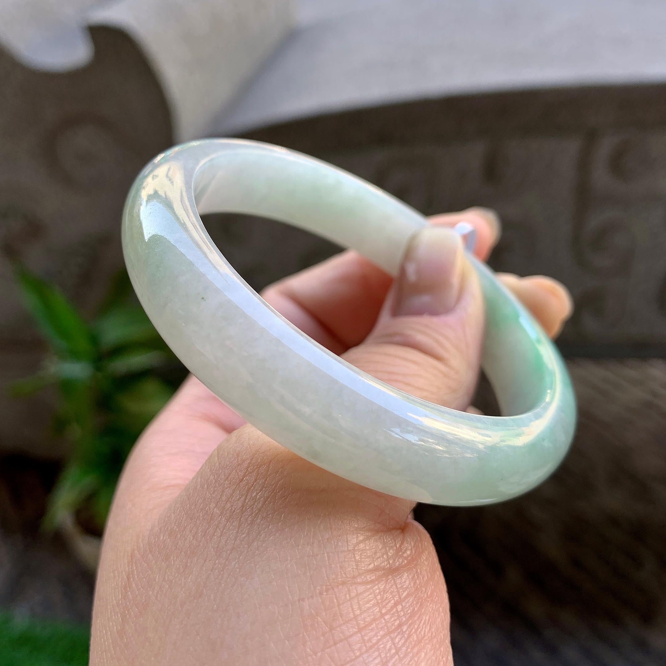 细糯种飘绿平安镯（56mm）（yc308180）