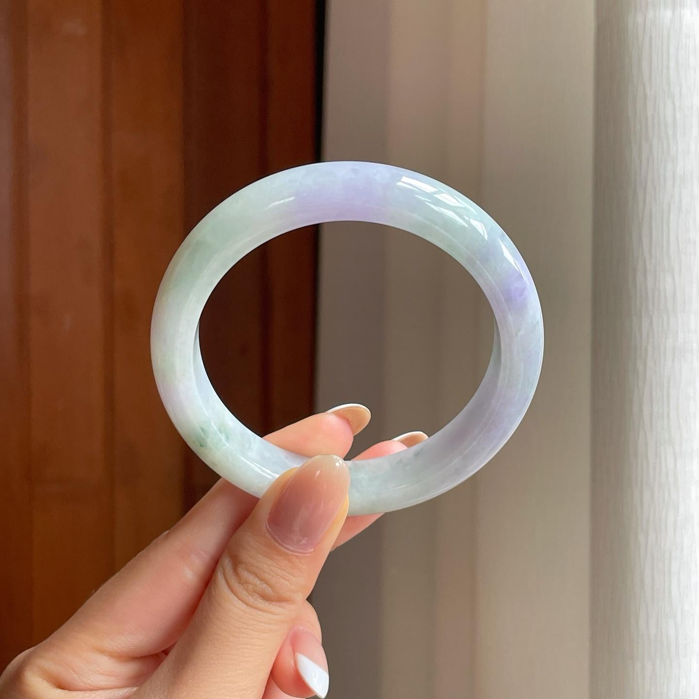 糯冰春带彩翡翠平安镯（55.8mm)（yc381206）
