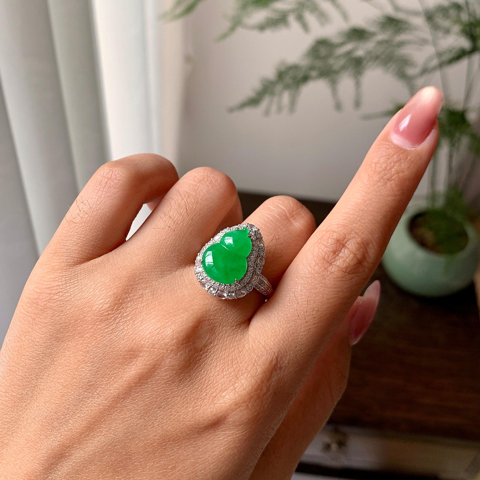 18k金钻镶冰种翠绿葫芦戒指/吊坠（两用款）（yc286403）