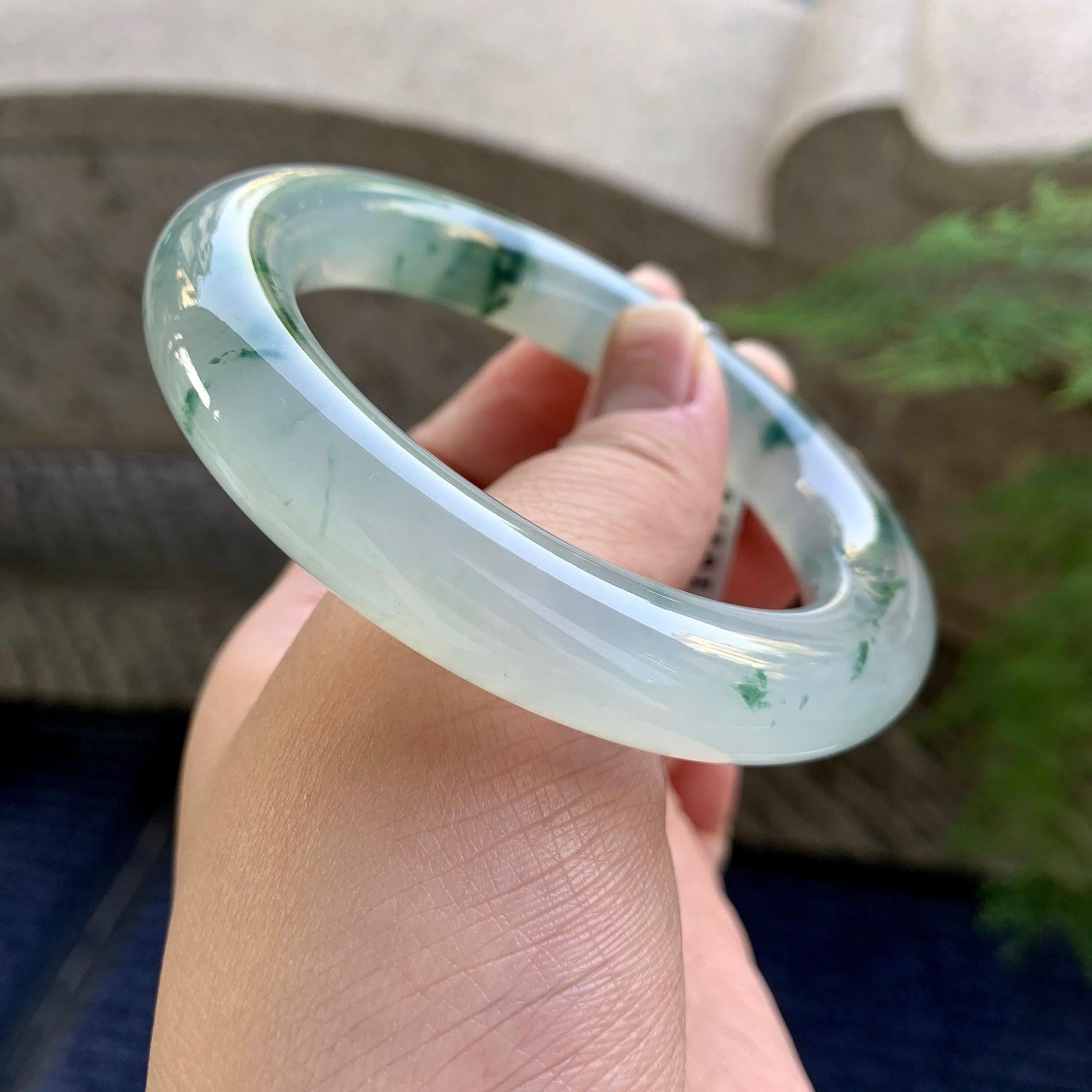 糯冰种飘花圆条手镯（58.3mm）（yc249470）